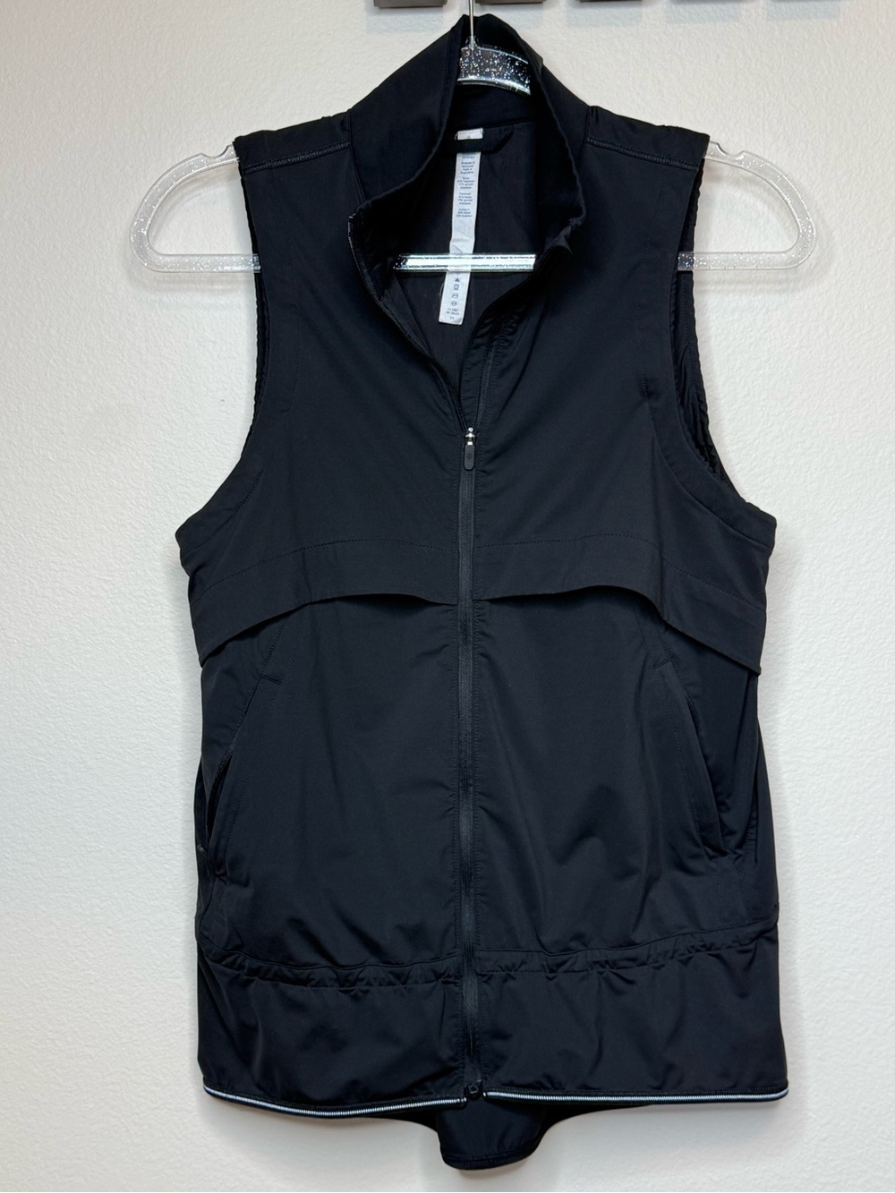 Lululemon Kicking Asphalt Vest size 8